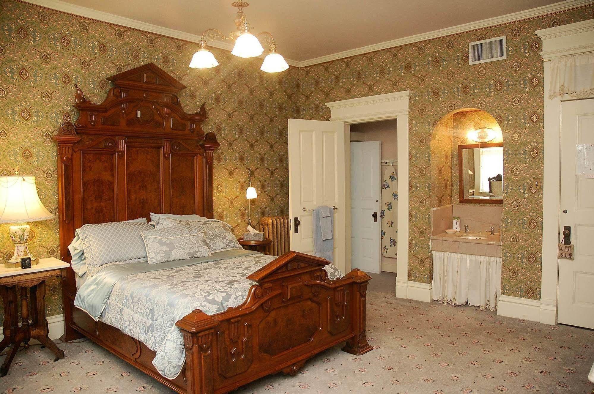 The Grand Anne Bed And Breakfast Keokuk Exterior foto